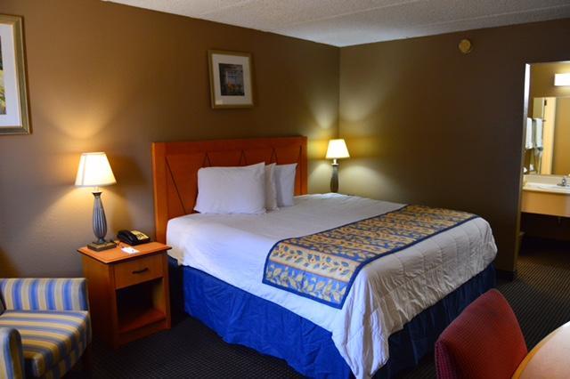 Americas Best Value Inn Laredo Exterior foto