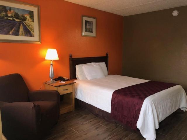 Americas Best Value Inn Laredo Exterior foto