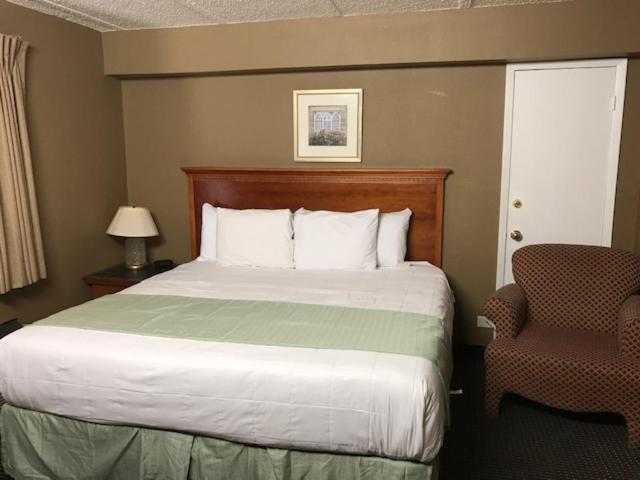 Americas Best Value Inn Laredo Exterior foto